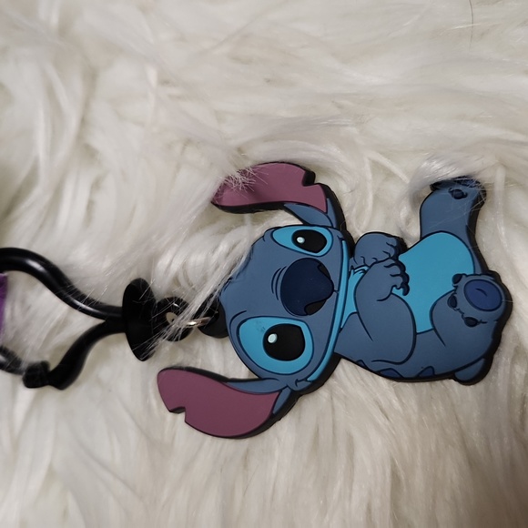 BNWT Disney STITCH keychain - Picture 2 of 4